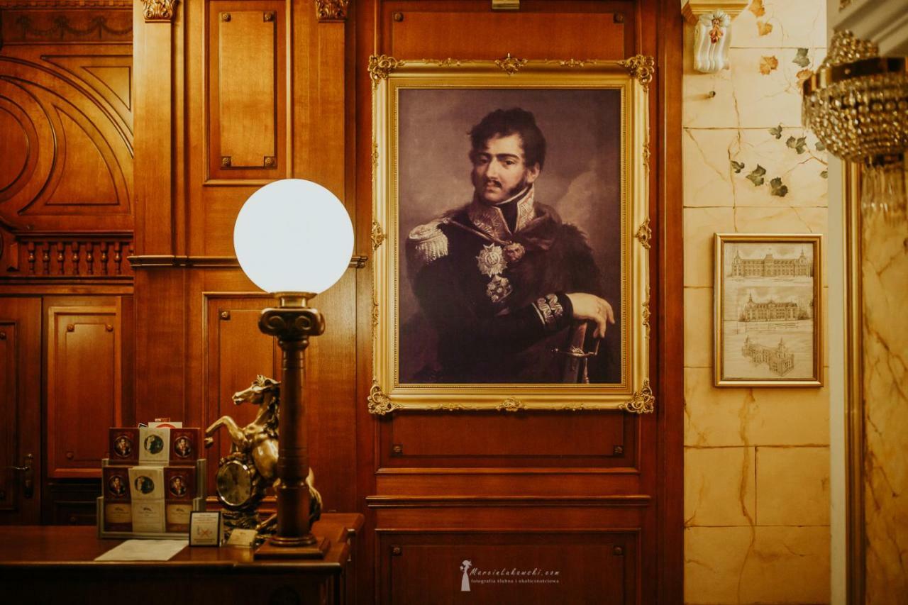 Hotel Ksiaze Poniatowski Lesznowola  Extérieur photo